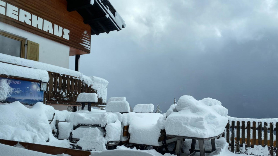 Prima nevicata vera dell'inverno in Alto Adige, fino a 50 cm