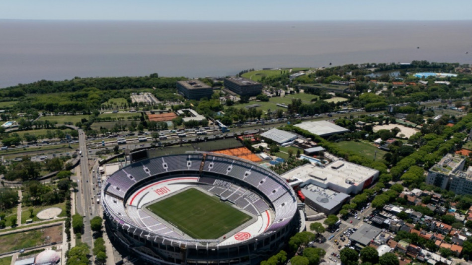 Clubes de f&uacute;tbol con fondos privados, un modelo debatido en Argentina y vigente en la regi&oacute;n