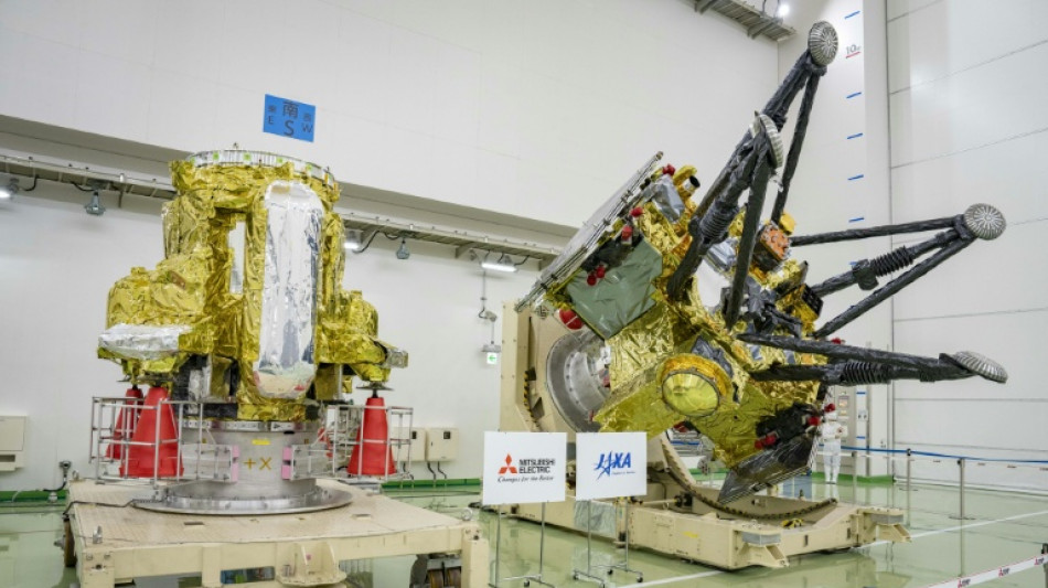 Japan probe on its way to Mars moon