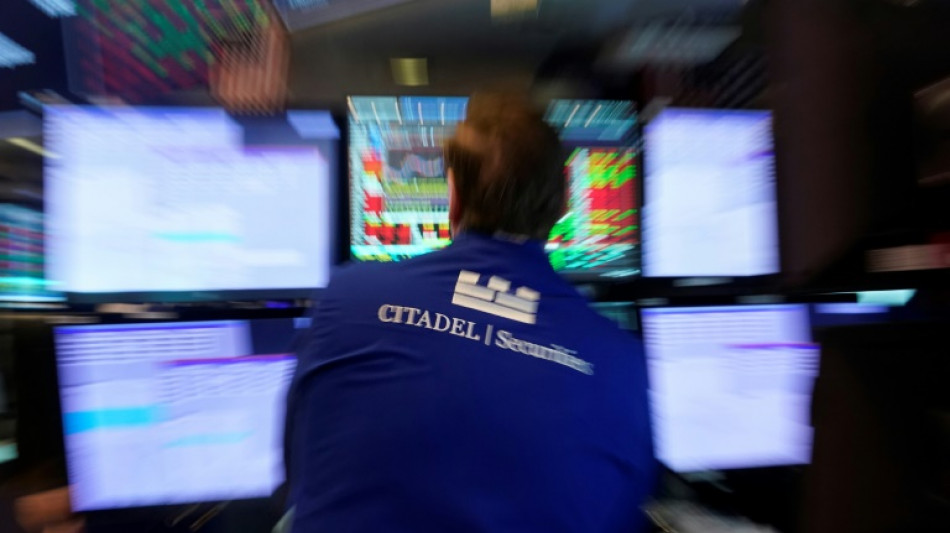 La Bourse de New York en ordre dispers&eacute;, mod&eacute;ration avant un indicateur d'inflation