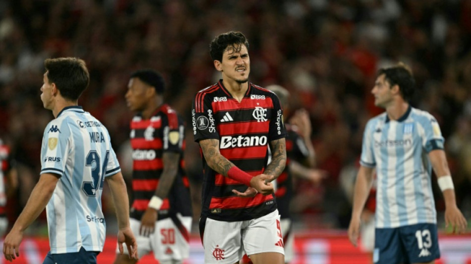 Pedro sofre les&atilde;o muscular e est&aacute; fora da final da Libertadores