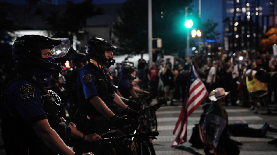 Uomo ferito durante le proteste 'No Kings' in Utah è morto