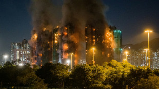 Mindestens vier Tote bei Brand in mehreren Hochh&auml;usern in Hongkong