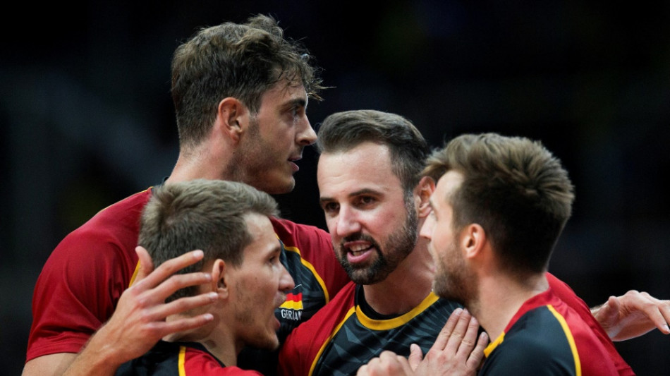 Volleyballer nach f&uuml;nftem Sieg dicht vor Paris-Ticket