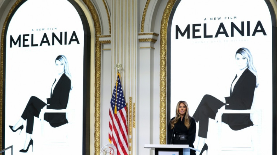 Melania Trump hace un "llamado a la unidad" tras las muertes en Mine&aacute;polis