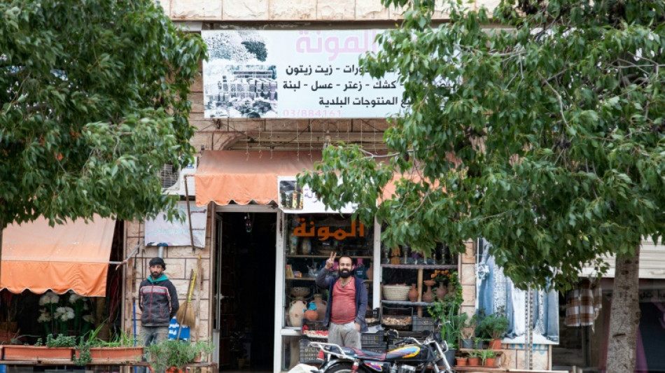 Dans le sud du Liban, quelques irr&eacute;ductibles travaillent sous les bombes