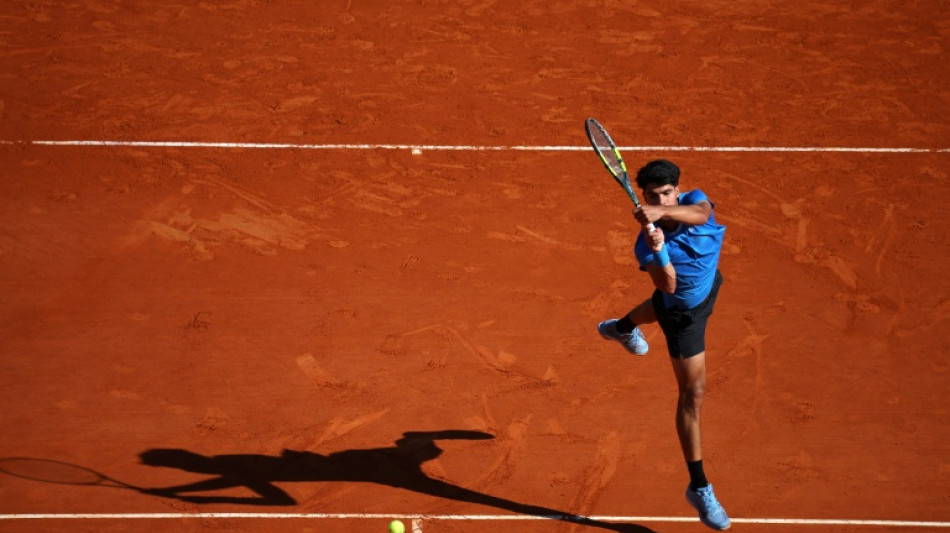Com les&atilde;o no punho, Alcaraz desiste do ATP 500 de Barcelona
