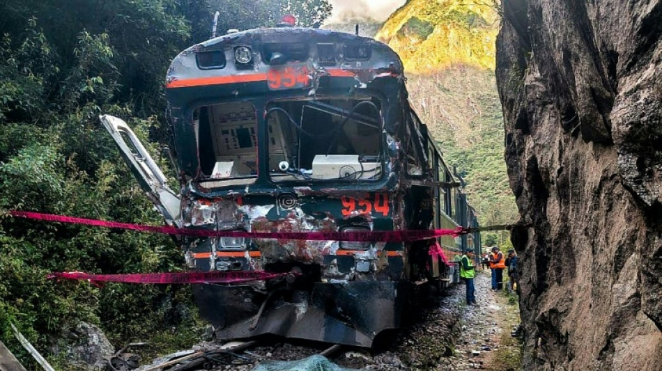 Reanudan servicio de trenes a Machu Picchu tras choque que dej&oacute; un muerto
