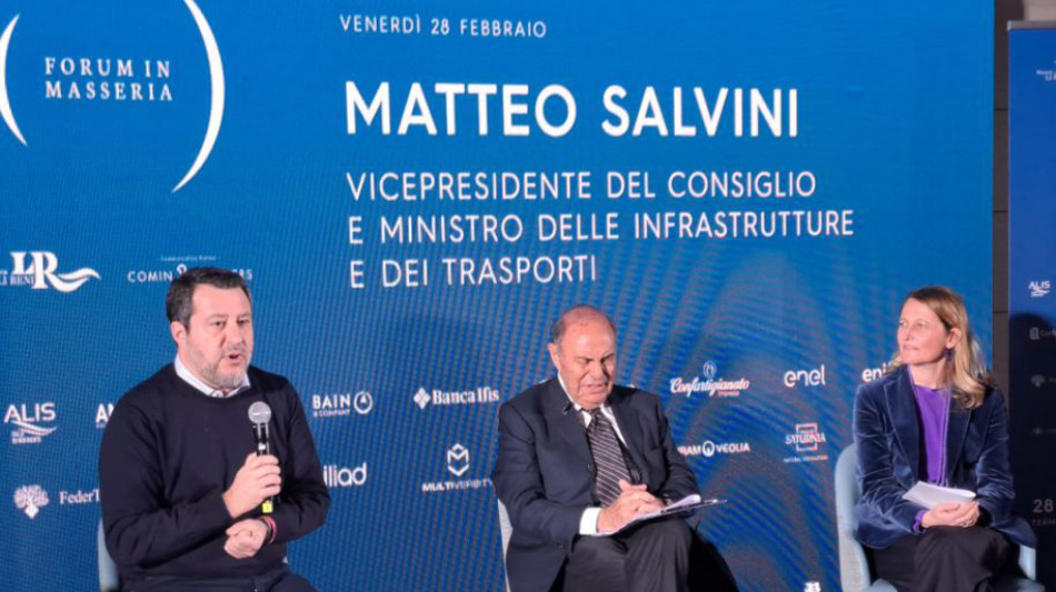 Salvini, Trump &egrave; il futuro, ultima campanella anche per Europa