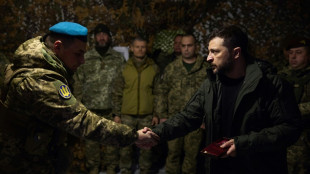 Selenskyj besucht Truppen in umk&auml;mpfter Stadt Pokrowsk im Osten der Ukraine