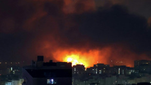 Ir&atilde; afirma que n&atilde;o se render&aacute; aos Estados Unidos e a Israel