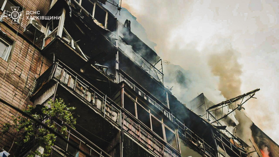 Kiev, 'su Kharkiv 17 droni in 9 minuti, feriti 8 bambini'