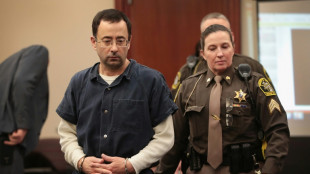 Departamento de Justi&ccedil;a dos EUA dever&aacute; pagar US$ 100 milh&otilde;es &agrave;s v&iacute;timas de Larry Nassar