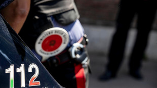 15enne trovato in strada agonizzante, &egrave; grave