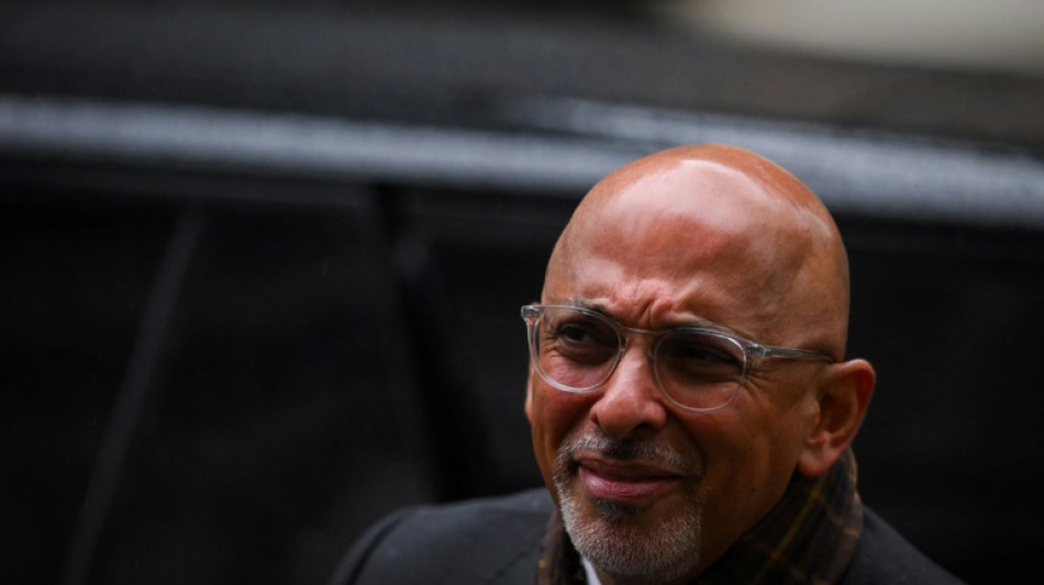 El primer ministro brit&aacute;nico destituye a ministro por esc&aacute;ndalo fiscal
