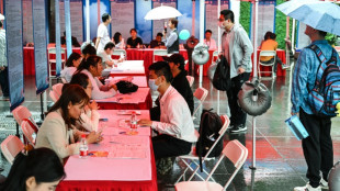 Chine: "priorit&eacute; absolue" &agrave; la lutte contre le ch&ocirc;mage des jeunes