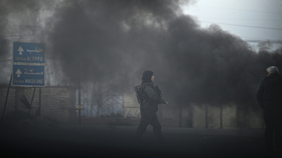 Ex&eacute;rcito s&iacute;rio toma v&aacute;rias cidades e campos de petr&oacute;leo das for&ccedil;as curdas