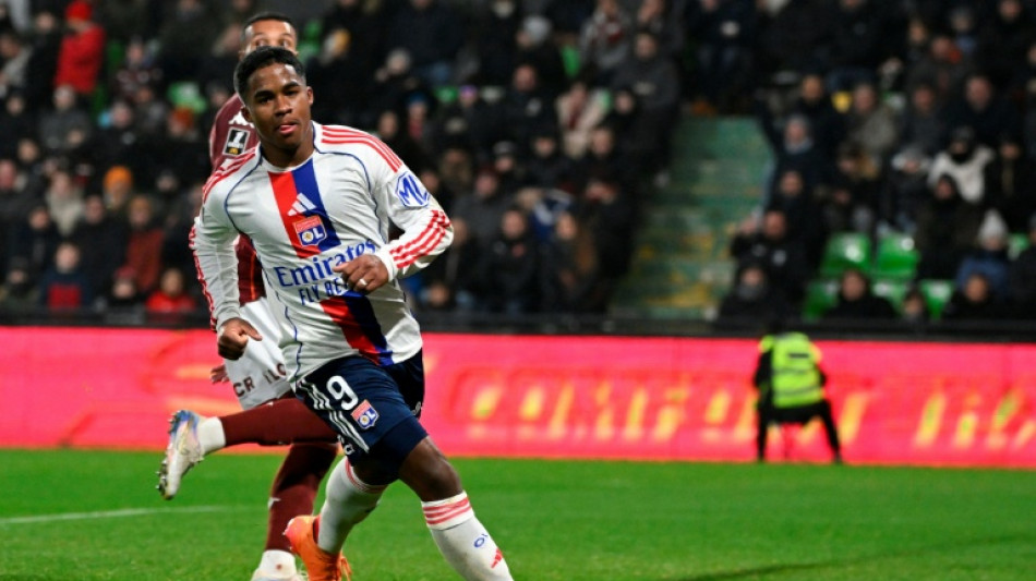 Oitavas da Copa da Fran&ccedil;a come&ccedil;am com Olympique de Marselha e Lyon como favoritos ap&oacute;s elimina&ccedil;&atilde;o do PSG