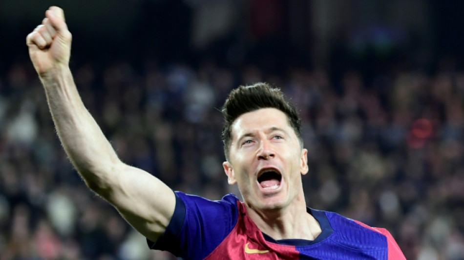 Espagne: le FC Barcelone dynamite S&eacute;ville et revient &agrave; deux points du Real