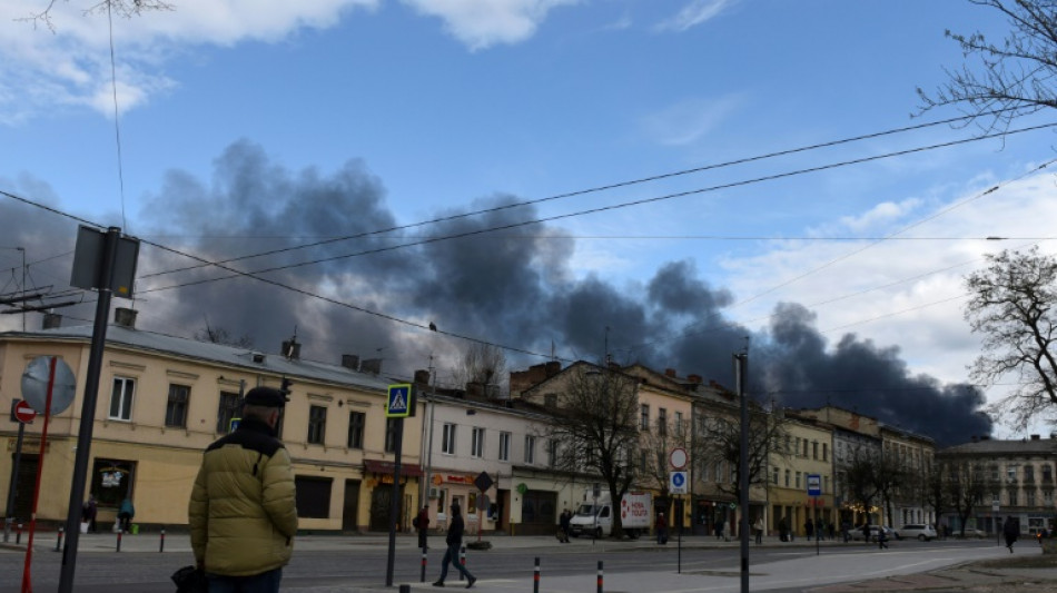 Ukraine : Poutine honore une brigade accus&eacute;e d'exactions &agrave; Boutcha, un d&eacute;p&ocirc;t d'armes "d&eacute;truit" dans l'ouest