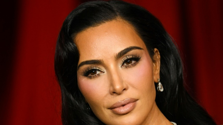 "J'étais certaine que j'allais mourir", dit Kim Kardashian au procès de son braquage
