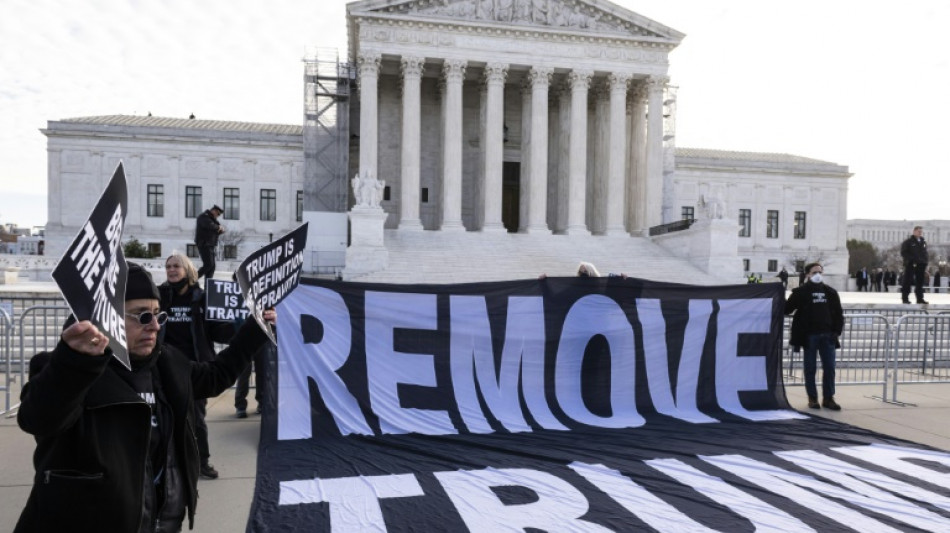 La Cour supr&ecirc;me sceptique face aux arguments sur l'in&eacute;ligibilit&eacute; de Trump