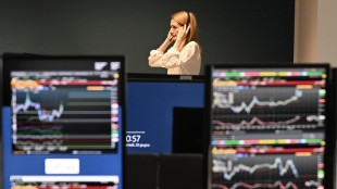 Borsa: l'Europa sale in attesa dei dati Usa, Milano debole