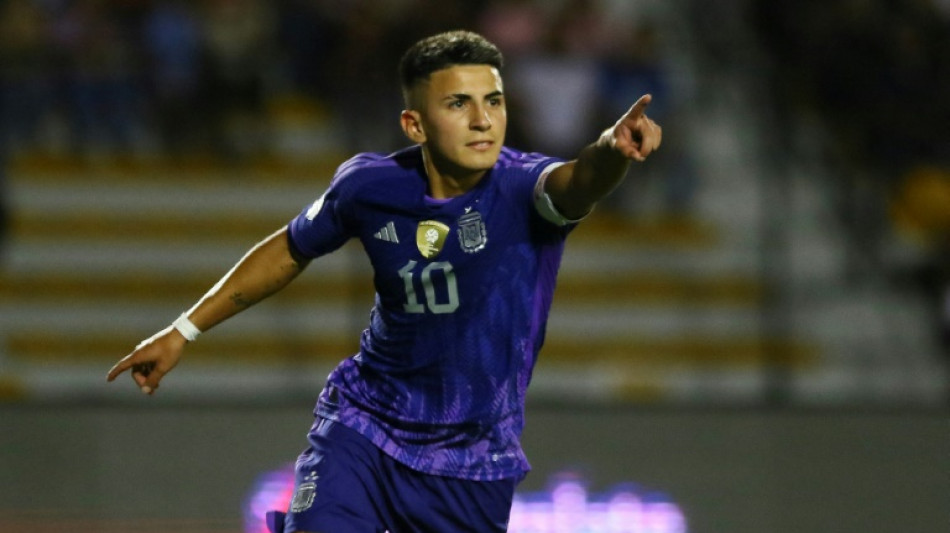 Argentina vence Peru (2-0) e lidera Grupo B do Pr&eacute;-Ol&iacute;mpico junto com Paraguai