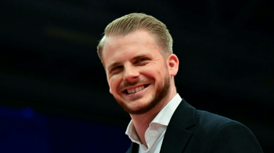 Kabinett beschließt höheren Mindestlohn - Klüssendorf: Weitere Steigerung nötig