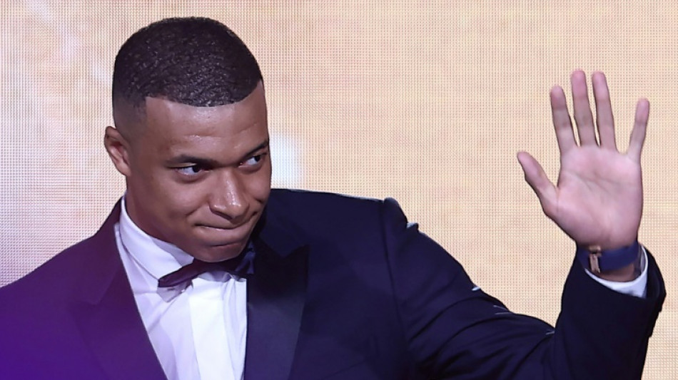 Mbapp&eacute; &eacute; relacionado pelo PSG para final da Copa da Fran&ccedil;a contra o Lyon