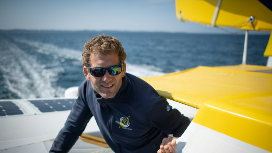 Route du Rhum: Charles Caudrelier retient son souffle avec l'apn&eacute;iste Arnaud Jerald