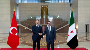 Deadly clashes in Aleppo as Turkey urges Kurds not to be obstacle to Syria's stability