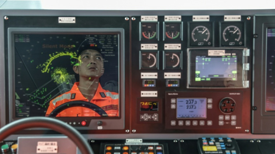 Guardacostas de Taiwán encaran el poderío chino cerca de sus islas