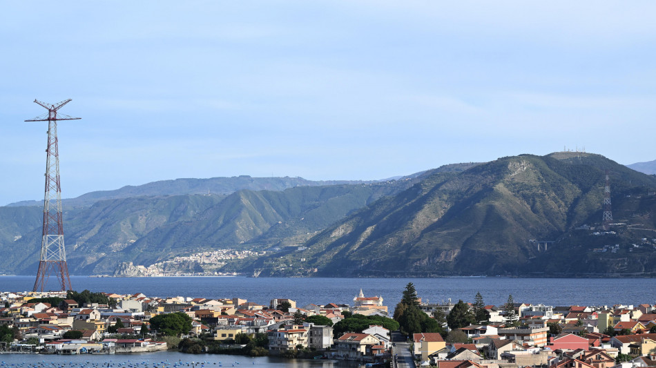Comitato, con decreto si vuole aggirare l'obbligo di gara per ponte Stretto