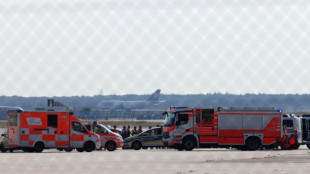 Klimaaktivisten legen Flugverkehr in Frankfurt lahm - Debatte um h&auml;rtere Strafen