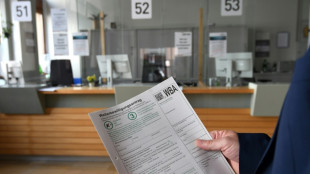 Beh&ouml;rdeng&auml;nge dauern laut Umfrage im Schnitt mehr als zwei Stunden