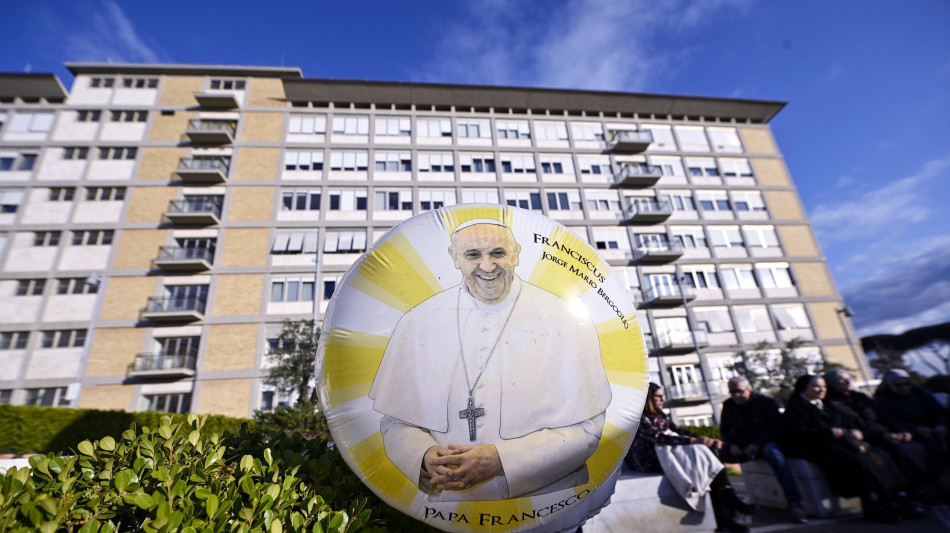 Il Papa &egrave; stabile, ossigeno senza maschera,non ha febbre