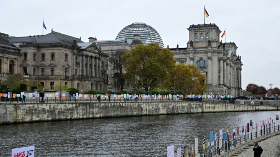 Union bietet Rot-Gr&uuml;n Zusammenarbeit in Einzelf&auml;llen an - Gespr&auml;che im Bundestag