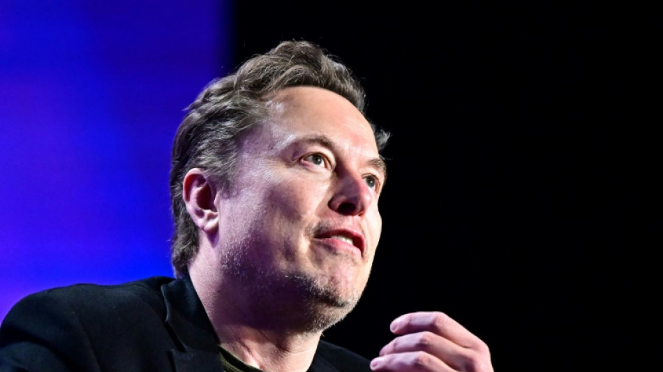 Musk se re&uacute;ne con congresistas para discutir recortes de presupuesto en EEUU