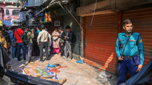 Bangladesh quake kills nine, injures hundreds