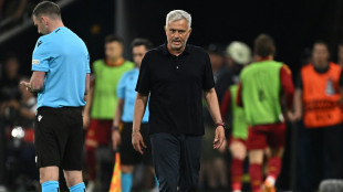 Mourinho nach Schiri-Attacken f&uuml;r vier Spiele gesperrt