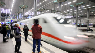 "Spiegel": Service f&uuml;r privilegierte Deutsche-Bahn-Kunden wird reduziert