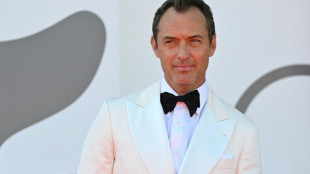 A Venise, Jude Law dans la peau du maître du Kremlin