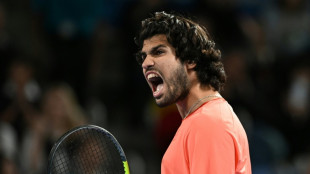 Alcaraz vence Munar de virada e vai enfrentar Leheck na final do ATP 500 de T&oacute;quio