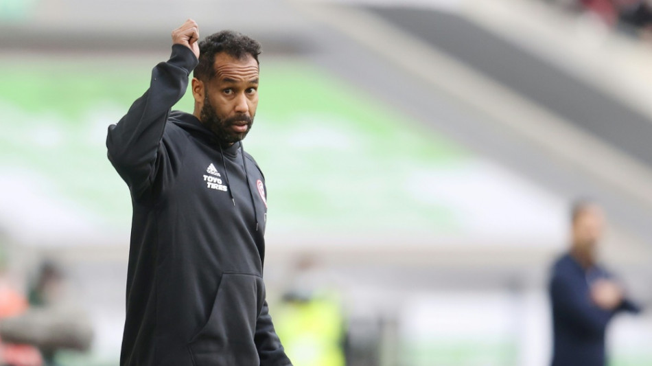 Düsseldorf in Paderborn ohne Trainer Thioune