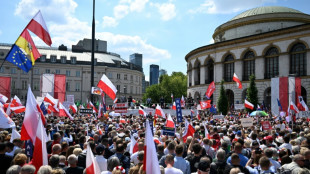 Vor Präsidenten-Stichwahl in Polen: Großdemonstrationen beider Lager in Warschau