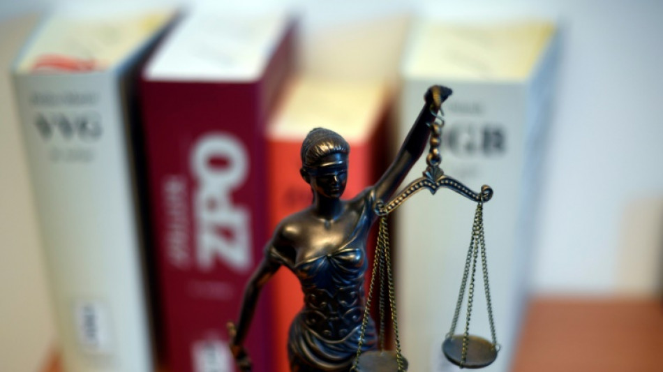 Totschlag mit Fr&uuml;hst&uuml;cksbrettchen: F&uuml;nf Jahre Haft f&uuml;r 17-J&auml;hrige in Stralsund