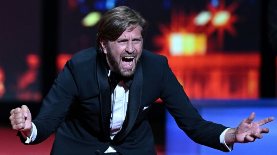 Cannes fait le choix de la satire politique en sacrant Ruben Östlund