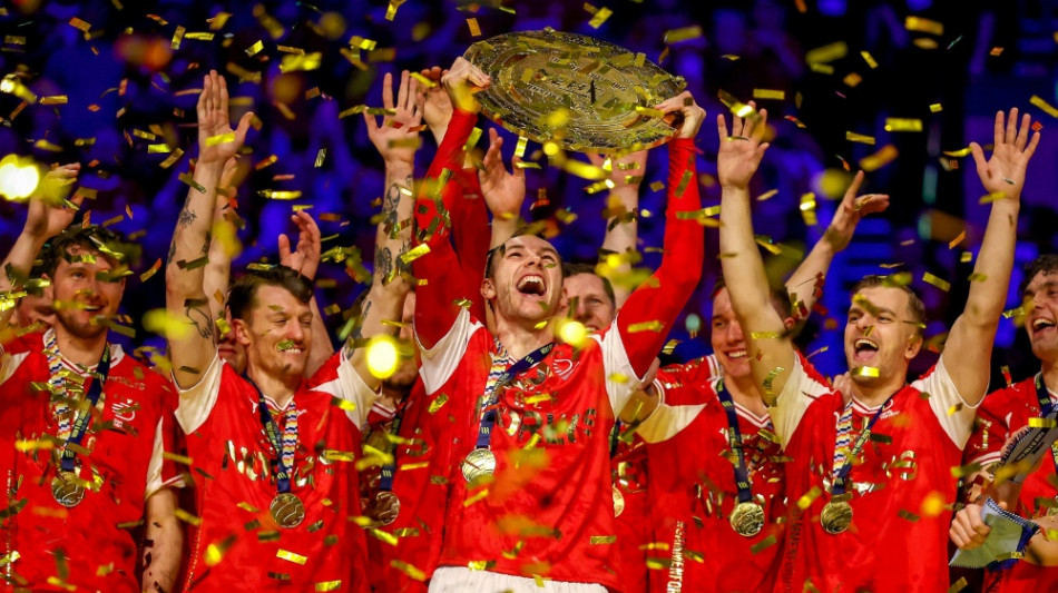 D&auml;nen feiern Gold-Party - Gidsel schw&auml;rmt von Deutschland