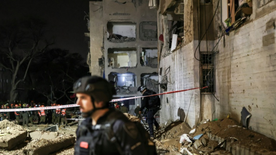 L'Iran frappe le sud d'Isra&euml;l, des d&eacute;g&acirc;ts et une centaine de bl&eacute;ss&eacute;s